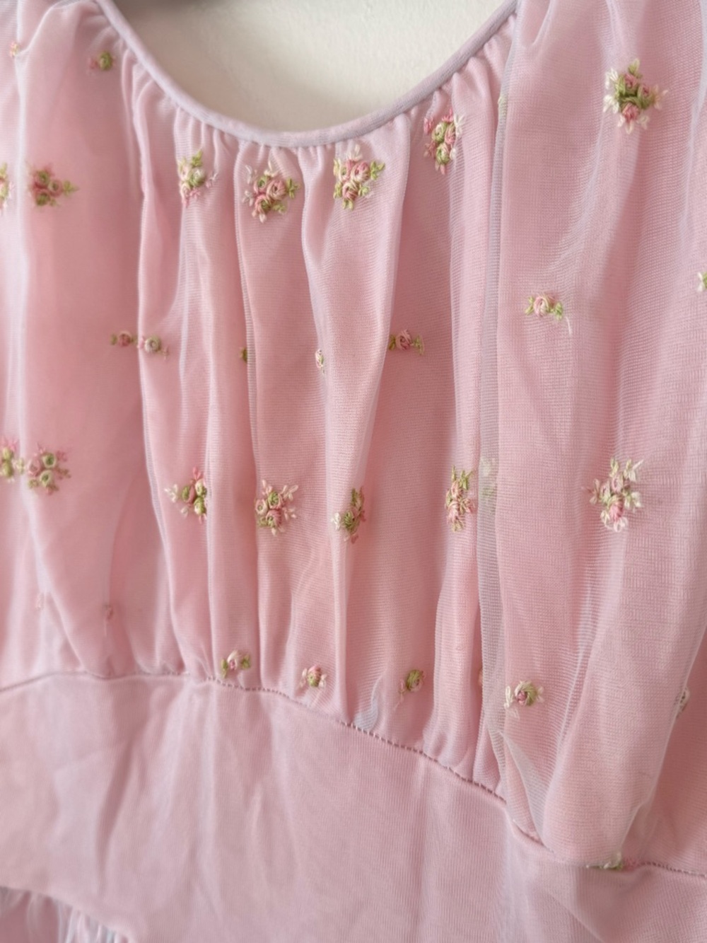 Vintage Gmc Nightgown Coquette Pink & Blue Pastel Ditsy Floral Embroidered XS - Picture 3 of 13